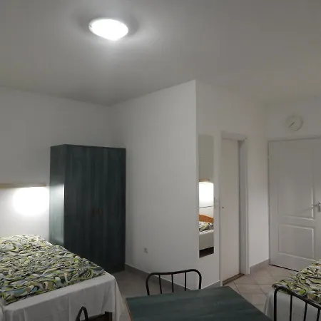 Apartment Holdfeny Vendeghaz *