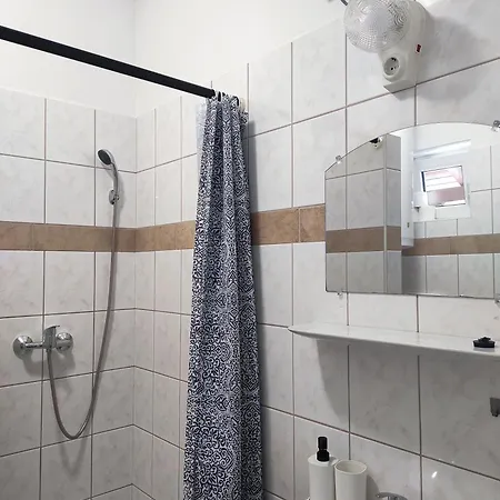 Holdfeny Vendeghaz Apartment *
